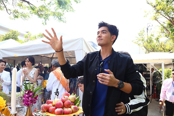 สกาวเดือน ไฮโซสะออน สกาวเดือน ไฮโซสะออน