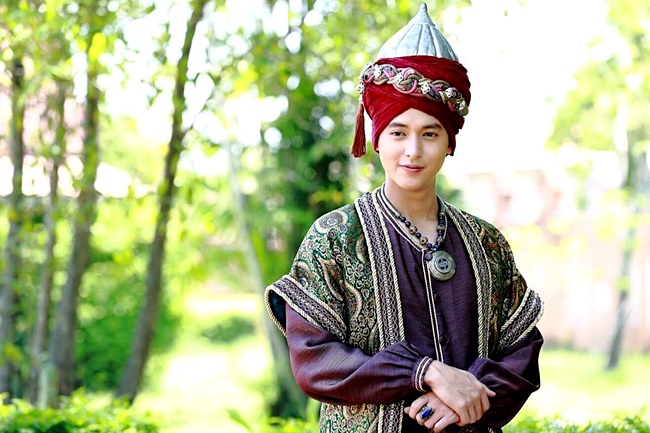 เจมส์ จิรายุ เจมส์ จิรายุ