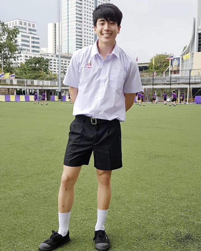 ชุดนักเรียน ชุดนักเรียน