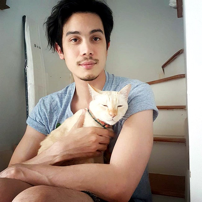 ซันนี่ สุวรรณเมธานนท์ ซันนี่ สุวรรณเมธานนท์