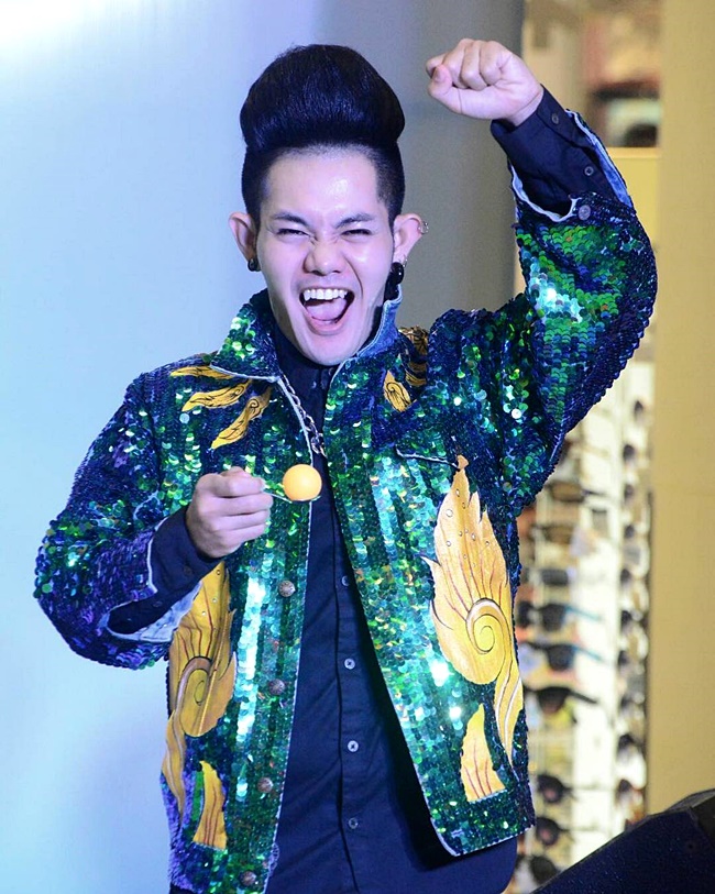 เก่ง ธชย เก่ง ธชย