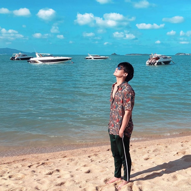 ท่าโพสผู้ชาย ท่าโพสผู้ชาย