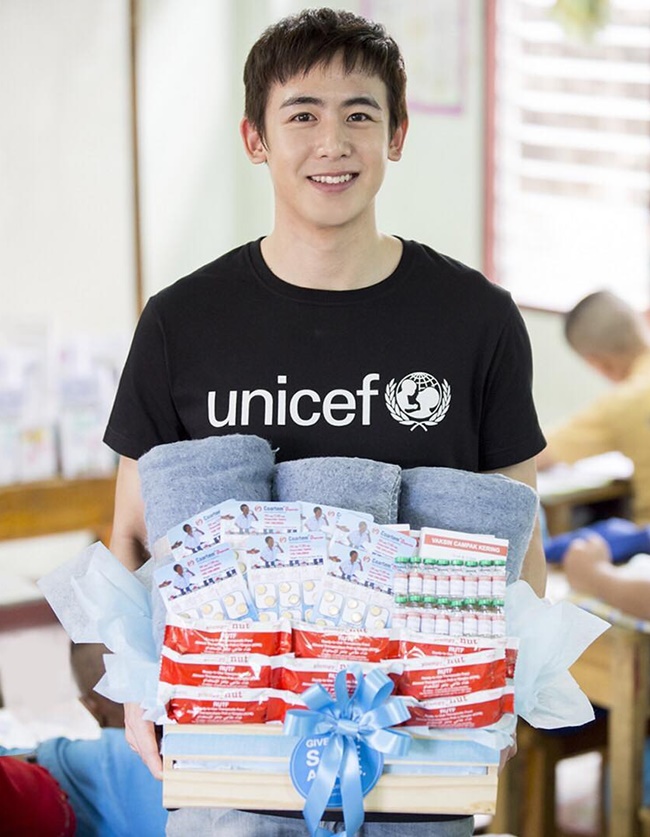 นิชคุณ หรเวชกุล นิชคุณ หรเวชกุล
