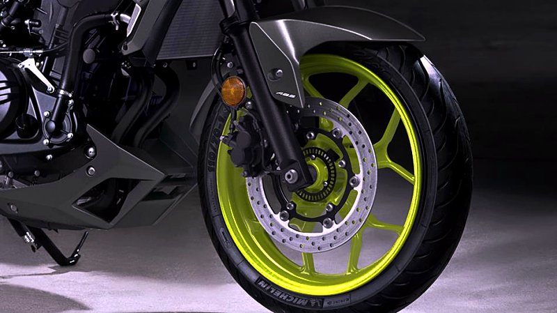 Yamaha MT-03 Yamaha MT-03
