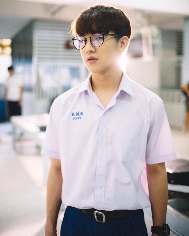 ชุดนักเรียน ชุดนักเรียน