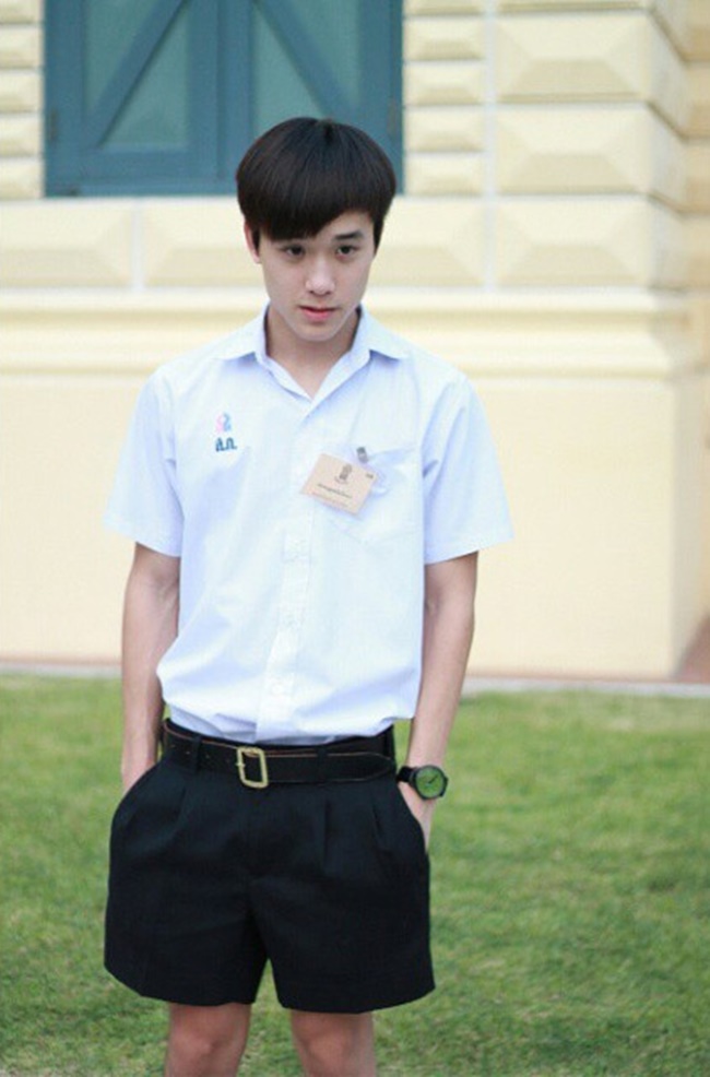 ชุดนักเรียน ชุดนักเรียน