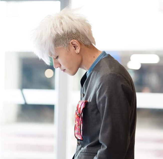 โทนี่ รากแก่น โทนี่ รากแก่น