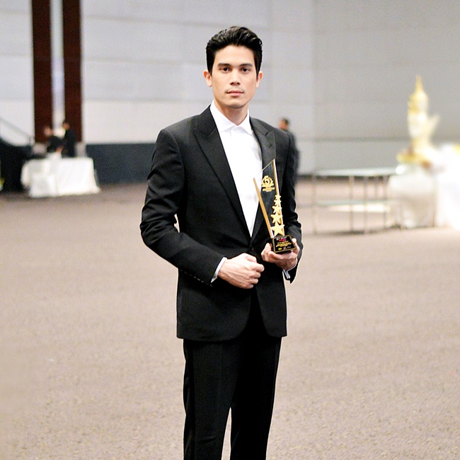 ซันนี่ สุวรรณเมธานนท์ ซันนี่ สุวรรณเมธานนท์