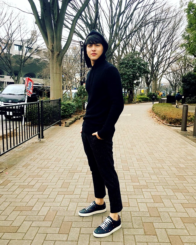 เจมส์ จิรายุ เจมส์ จิรายุ