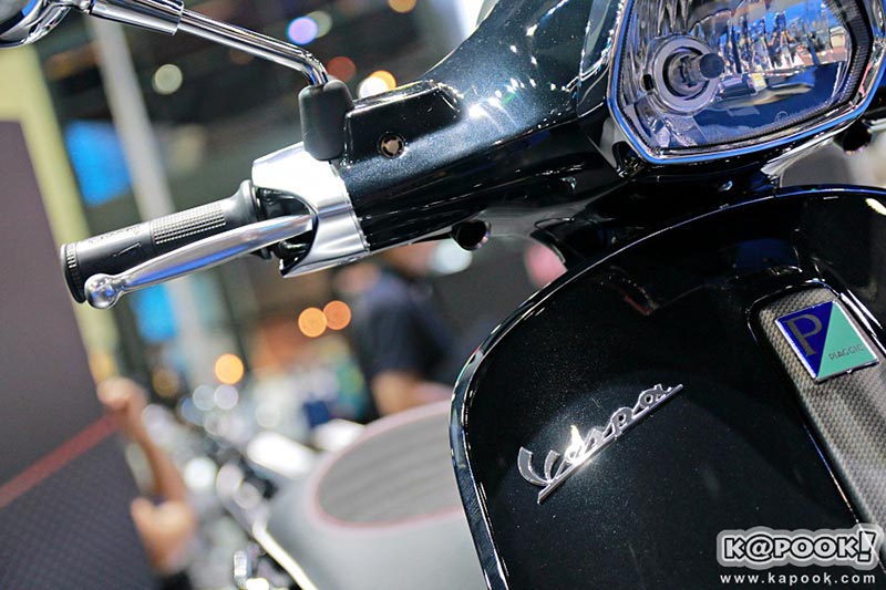 Vespa Sprint 150 i-Get Carbon Edition Vespa Sprint 150 i-Get Carbon Edition
