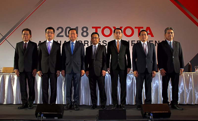โตโยต้า มอเตอร์ โตโยต้า มอเตอร์