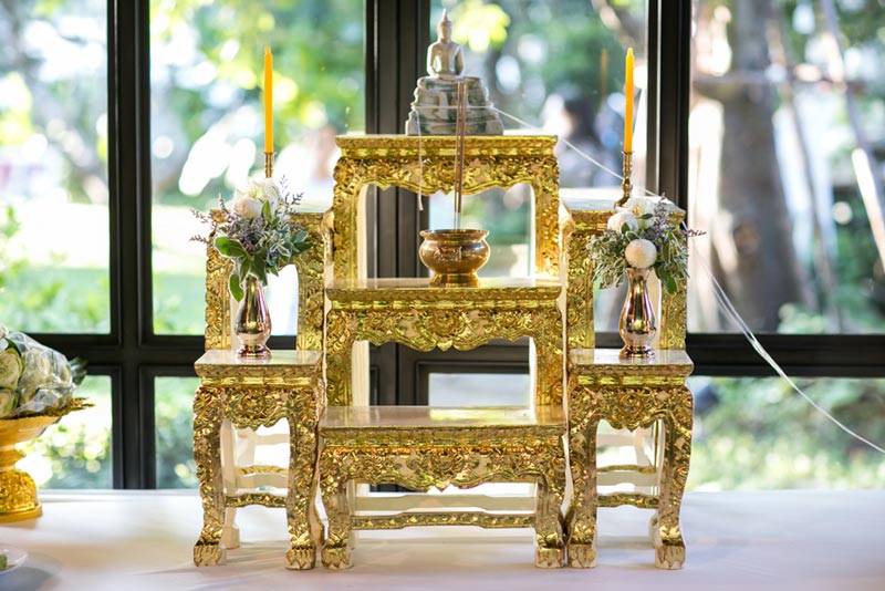 วิธีจัดโต๊ะหมู่บูชาพระในบ้าน วิธีจัดโต๊ะหมู่บูชาพระในบ้าน