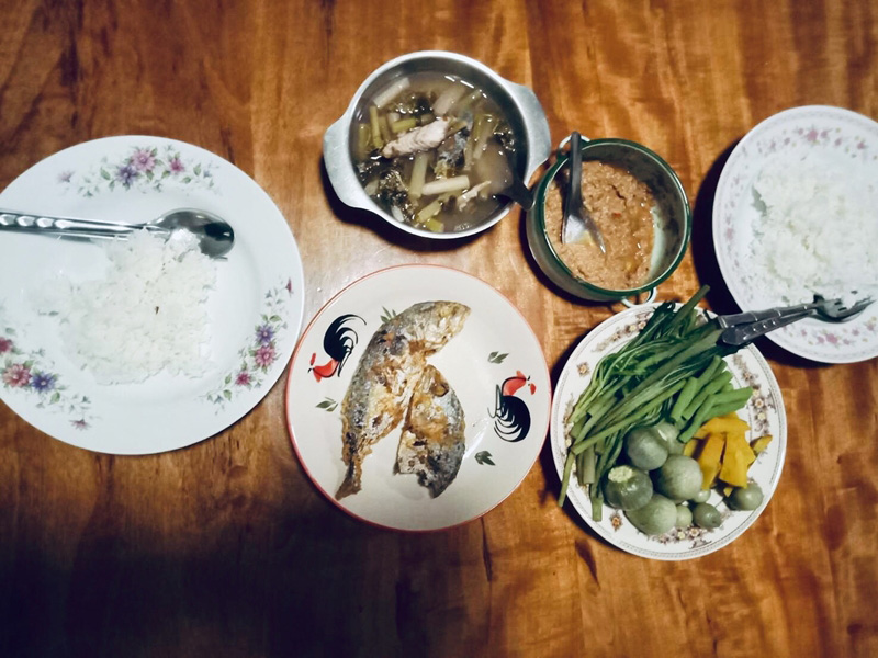 เคาน์เตอร์ครัวปูนออกแบบเอง เคาน์เตอร์ครัวปูนออกแบบเอง