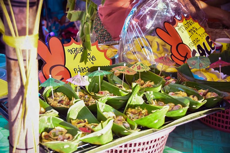 ตลาดเพลาชาย ตลาดเพลาชาย