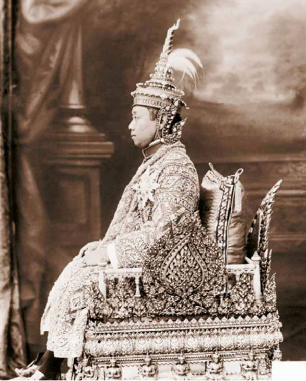 ชมภาพประวัติศาสตร์ พระราชพิธีบรมราชาภิเษก พระมหากษัตริย์แห่งพระบรมราชจักรีวงศ์ ชมภาพประวัติศาสตร์ พระราชพิธีบรมราชาภิเษก พระมหากษัตริย์แห่งพระบรมราชจักรีวงศ์