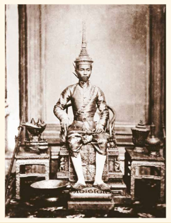 ชมภาพประวัติศาสตร์ พระราชพิธีบรมราชาภิเษก พระมหากษัตริย์แห่งพระบรมราชจักรีวงศ์ ชมภาพประวัติศาสตร์ พระราชพิธีบรมราชาภิเษก พระมหากษัตริย์แห่งพระบรมราชจักรีวงศ์