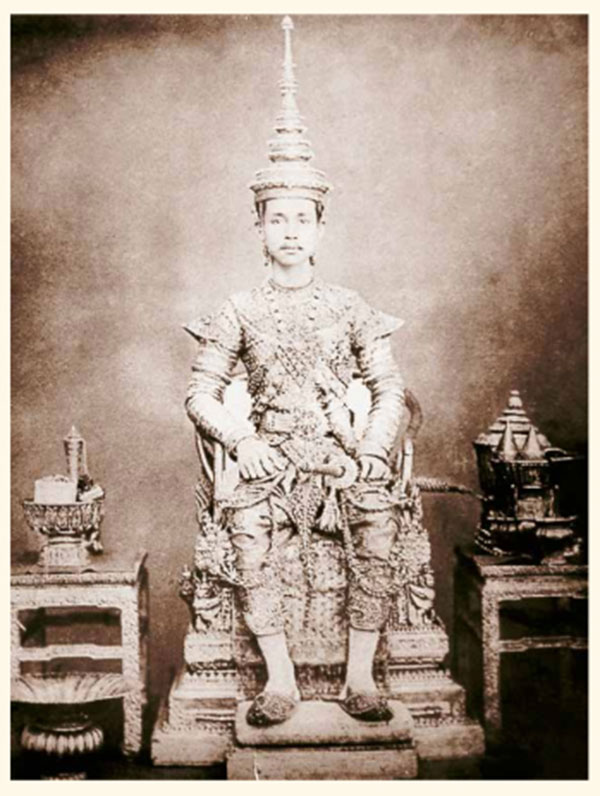 ชมภาพประวัติศาสตร์ พระราชพิธีบรมราชาภิเษก พระมหากษัตริย์แห่งพระบรมราชจักรีวงศ์ ชมภาพประวัติศาสตร์ พระราชพิธีบรมราชาภิเษก พระมหากษัตริย์แห่งพระบรมราชจักรีวงศ์