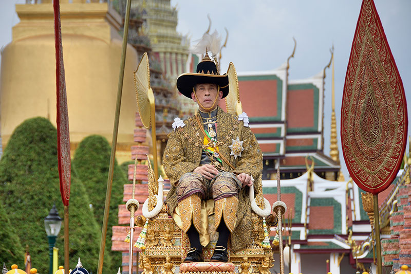 รวมภาพประวัติศาสตร์ ร.10 แห่งราชวงศ์จักกรี ในพระราชพิธีบรมราชาภิเษก 4 พ.ค. รวมภาพประวัติศาสตร์ ร.10 แห่งราชวงศ์จักกรี ในพระราชพิธีบรมราชาภิเษก 4 พ.ค.
