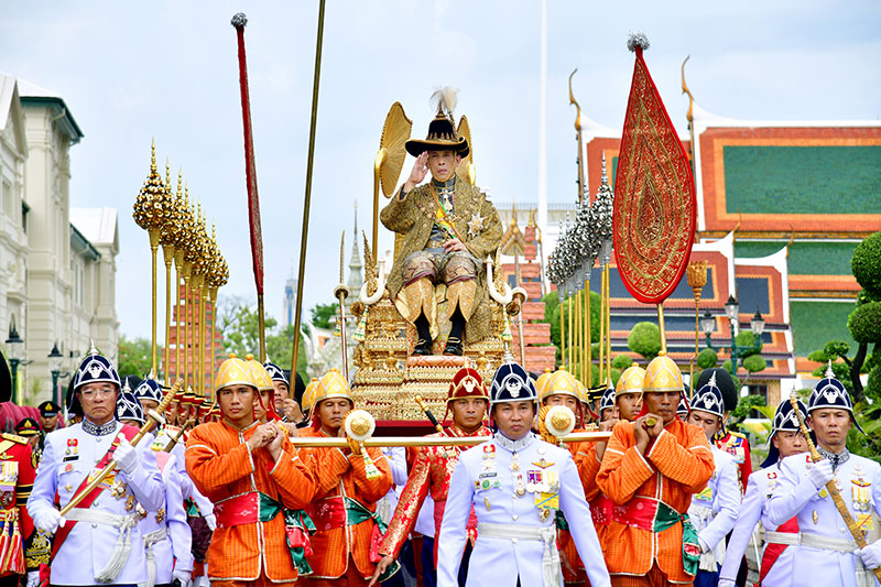 รวมภาพประวัติศาสตร์ ร.10 แห่งราชวงศ์จักกรี ในพระราชพิธีบรมราชาภิเษก 4 พ.ค. รวมภาพประวัติศาสตร์ ร.10 แห่งราชวงศ์จักกรี ในพระราชพิธีบรมราชาภิเษก 4 พ.ค.