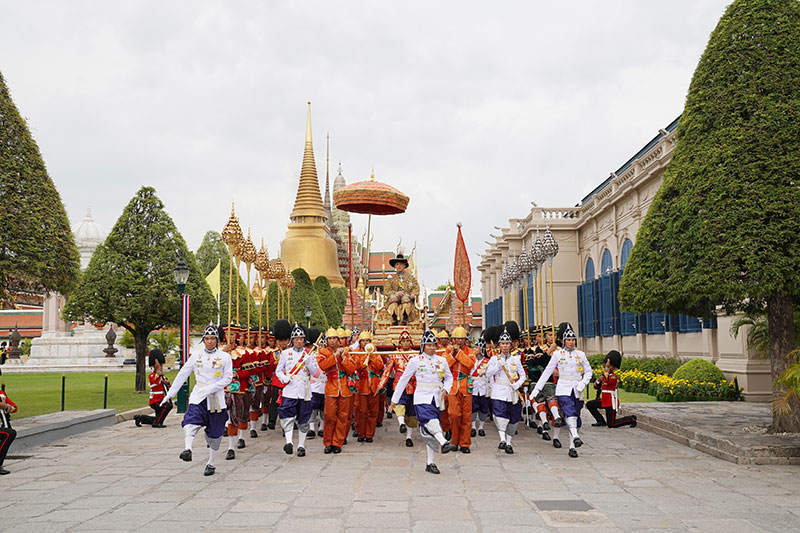 รวมภาพประวัติศาสตร์ ร.10 แห่งราชวงศ์จักกรี ในพระราชพิธีบรมราชาภิเษก 4 พ.ค. รวมภาพประวัติศาสตร์ ร.10 แห่งราชวงศ์จักกรี ในพระราชพิธีบรมราชาภิเษก 4 พ.ค.
