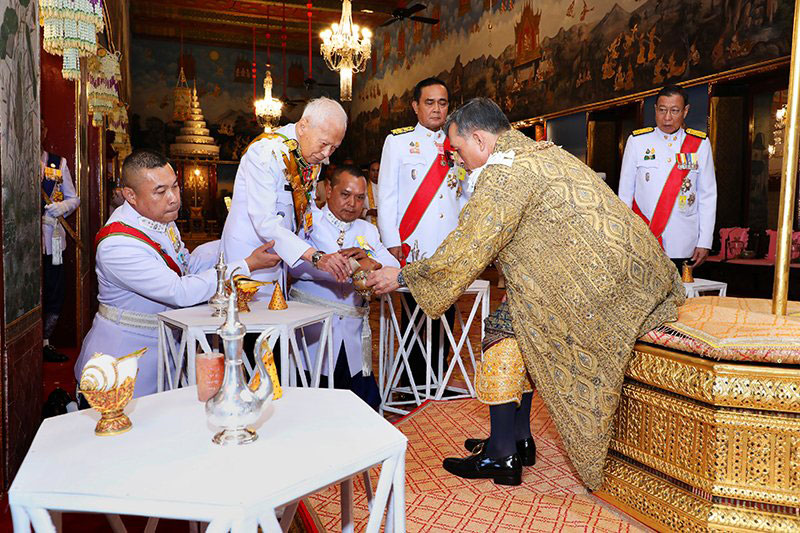 รวมภาพประวัติศาสตร์ ร.10 แห่งราชวงศ์จักกรี ในพระราชพิธีบรมราชาภิเษก 4 พ.ค. รวมภาพประวัติศาสตร์ ร.10 แห่งราชวงศ์จักกรี ในพระราชพิธีบรมราชาภิเษก 4 พ.ค.