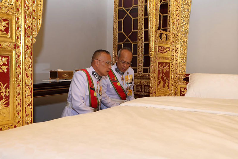 รวมภาพประวัติศาสตร์ ร.10 แห่งราชวงศ์จักกรี ในพระราชพิธีบรมราชาภิเษก 4 พ.ค. รวมภาพประวัติศาสตร์ ร.10 แห่งราชวงศ์จักกรี ในพระราชพิธีบรมราชาภิเษก 4 พ.ค.