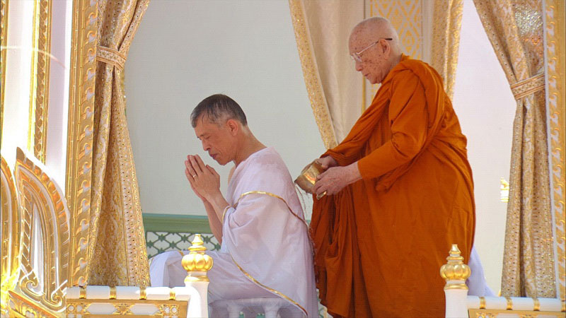 รวมภาพประวัติศาสตร์ ร.10 แห่งราชวงศ์จักกรี ในพระราชพิธีบรมราชาภิเษก 4 พ.ค. รวมภาพประวัติศาสตร์ ร.10 แห่งราชวงศ์จักกรี ในพระราชพิธีบรมราชาภิเษก 4 พ.ค.