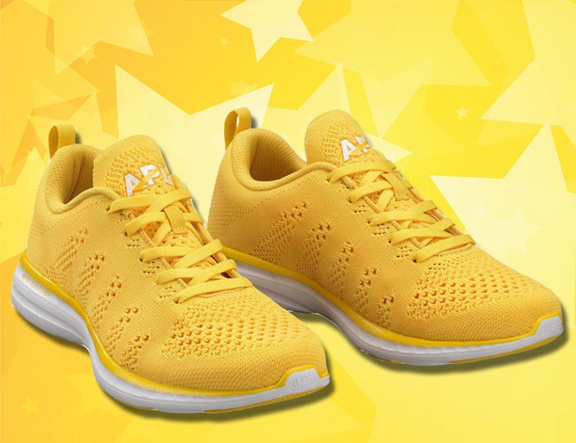 รองเท้าผ้าใบ รองเท้าผ้าใบ