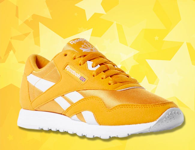 รองเท้าผ้าใบ รองเท้าผ้าใบ