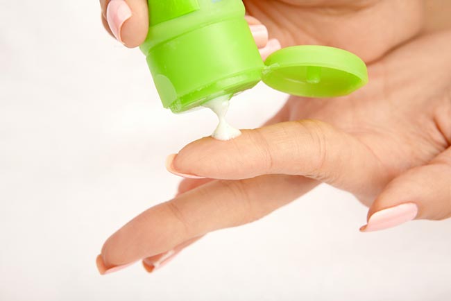 วิธีลดเลือนริ้วรอยบนใบหน้า วิธีลดเลือนริ้วรอยบนใบหน้า