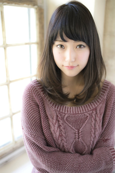 สีผมที่ทําให้หน้าขาว สีผมที่ทําให้หน้าขาว