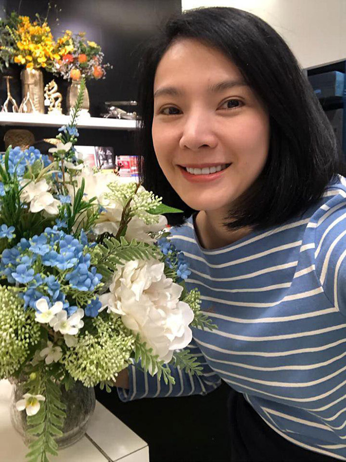 นิ้ง กุลสตรี นิ้ง กุลสตรี