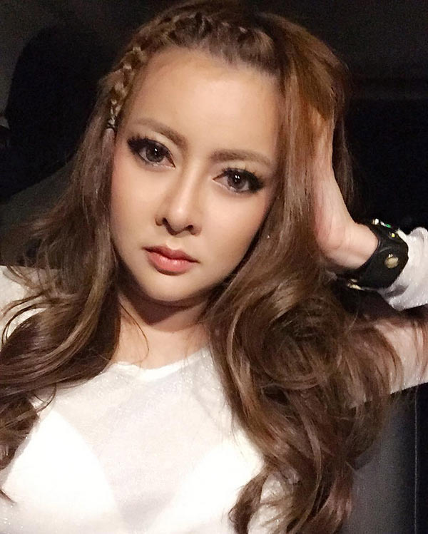 เอิร์น เดอะสตาร์ เอิร์น เดอะสตาร์