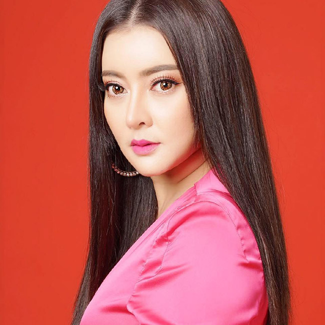 เอิร์น เดอะสตาร์ เอิร์น เดอะสตาร์