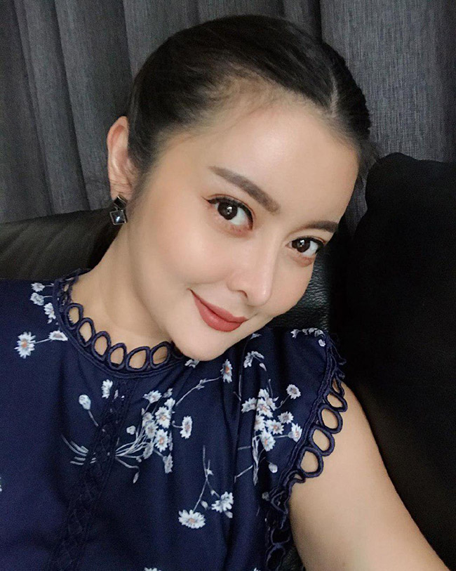 เอิร์น เดอะสตาร์ เอิร์น เดอะสตาร์