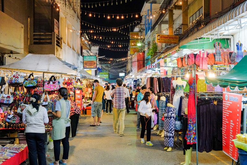 ที่เที่ยวเชียงราย ถนนคนเดินเชียงราย+ถนนคนม่วนเชียงราย