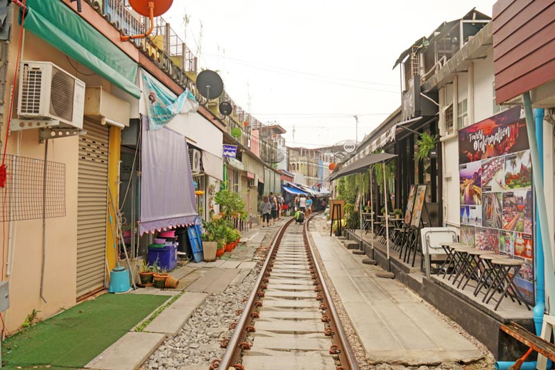 ตลาดร่มหุบ ตลาดร่มหุบ