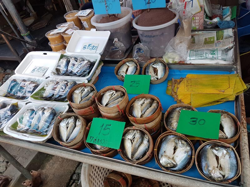 ตลาดร่มหุบ ตลาดร่มหุบ