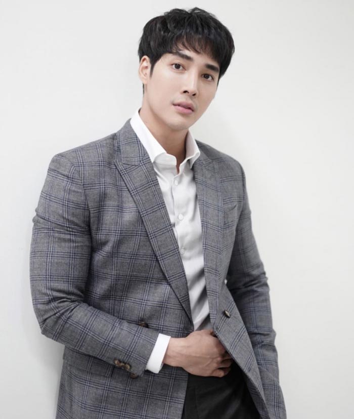 เด่นคุณ งามเนตร เด่นคุณ งามเนตร