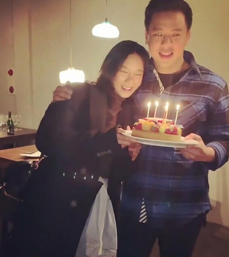 คริส หอวัง ไฮโซพิชญ์ คริส หอวัง ไฮโซพิชญ์