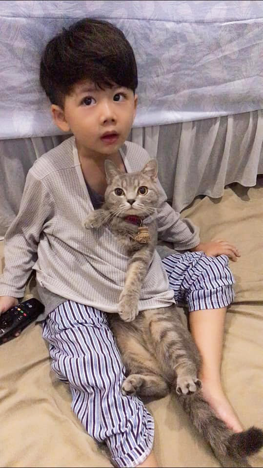 น้องกัปตัน เหมียวชาคริต น้องกัปตัน เหมียวชาคริต