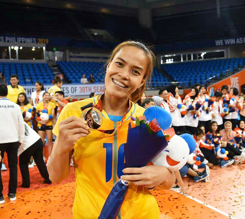 กัปตันกิ๊ฟ อรอุมา อำลาวอลเลย์บอลหญิง กัปตันกิ๊ฟ อรอุมา อำลาวอลเลย์บอลหญิง