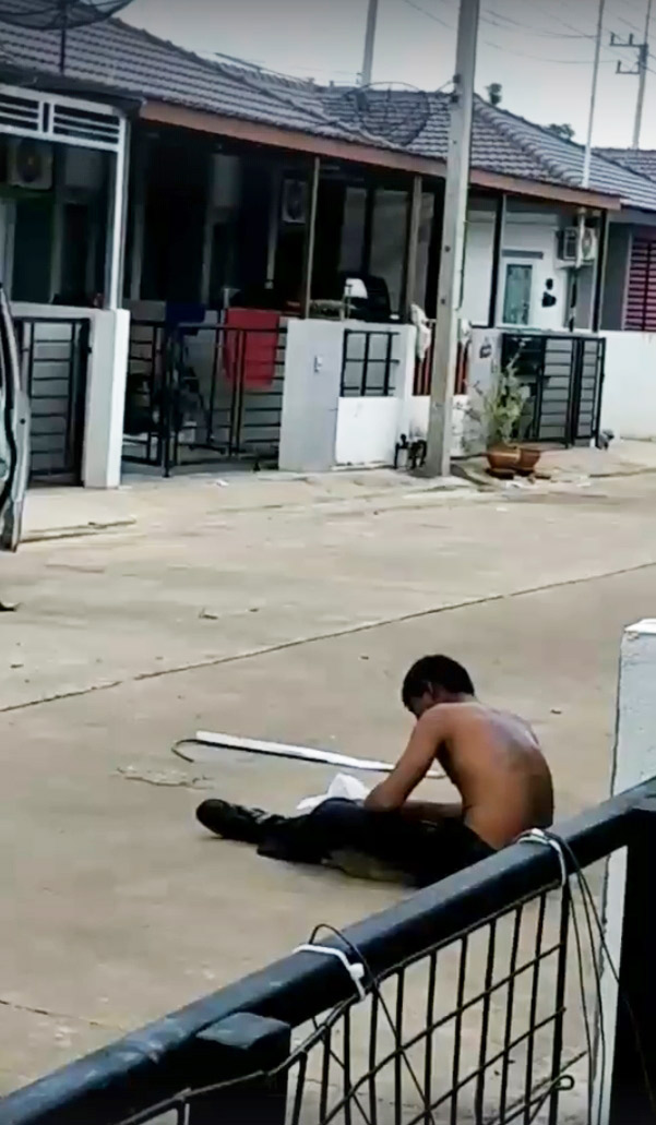 ทุบรถ ทุบรถ