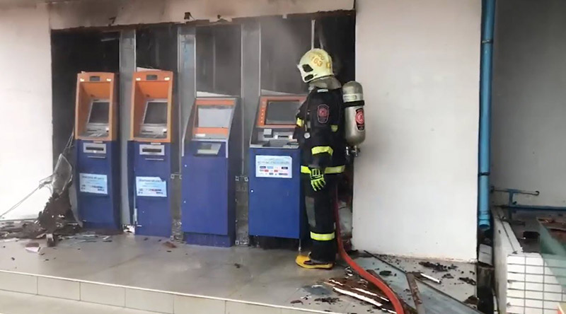 ไฟไหม้ธนาคารกรุงเทพหาดใหญ่ ไฟไหม้ธนาคารกรุงเทพหาดใหญ่