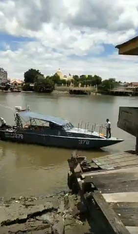 ศาลาริมน้ำแม่กลองถล่ม ศาลาริมน้ำแม่กลองถล่ม