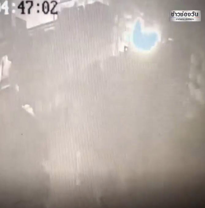 วางระเบิดร้านมินิโซสยามสแควร์วัน วางระเบิดร้านมินิโซสยามสแควร์วัน