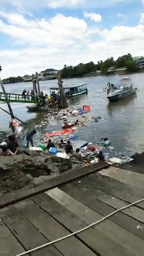 ศาลาริมน้ำแม่กลองถล่ม ศาลาริมน้ำแม่กลองถล่ม