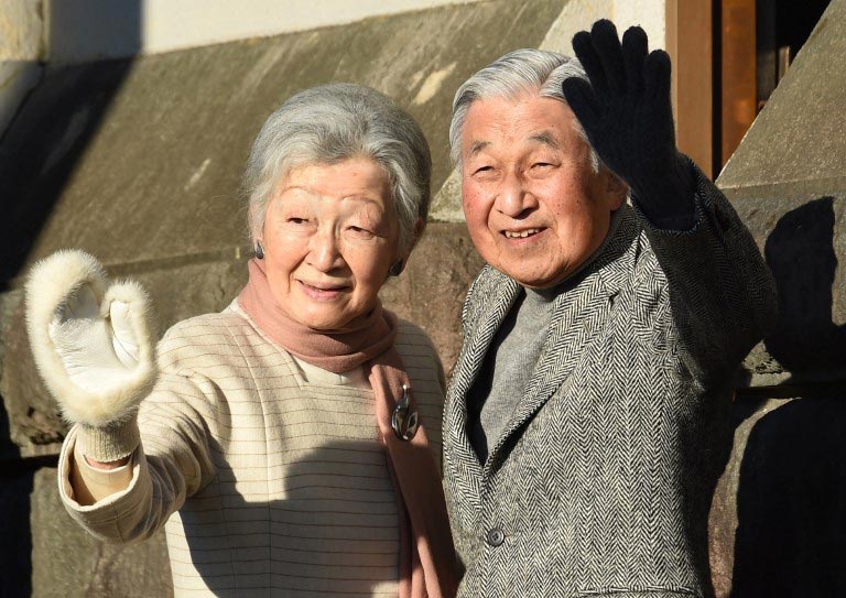 สมเด็จพระจักรพรรดิอากิฮิโตะ สมเด็จพระจักรพรรดิอากิฮิโตะ