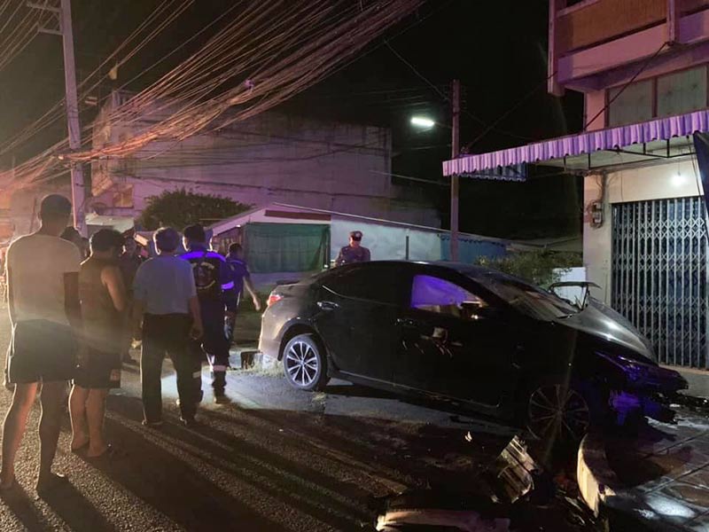 รถชนคนตาย รถชนคนตาย