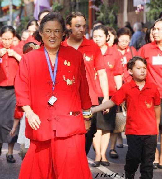 คุณพลอยไพลิน เจนเซ่น คุณพลอยไพลิน เจนเซ่น